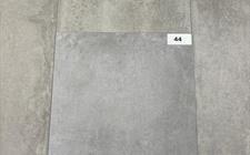 LOT 44: UNDEFASA CAPITOL GRIS 60X60 