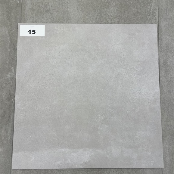 LOT 15: SEDCO AZUMA CLEAR GREY 60X60